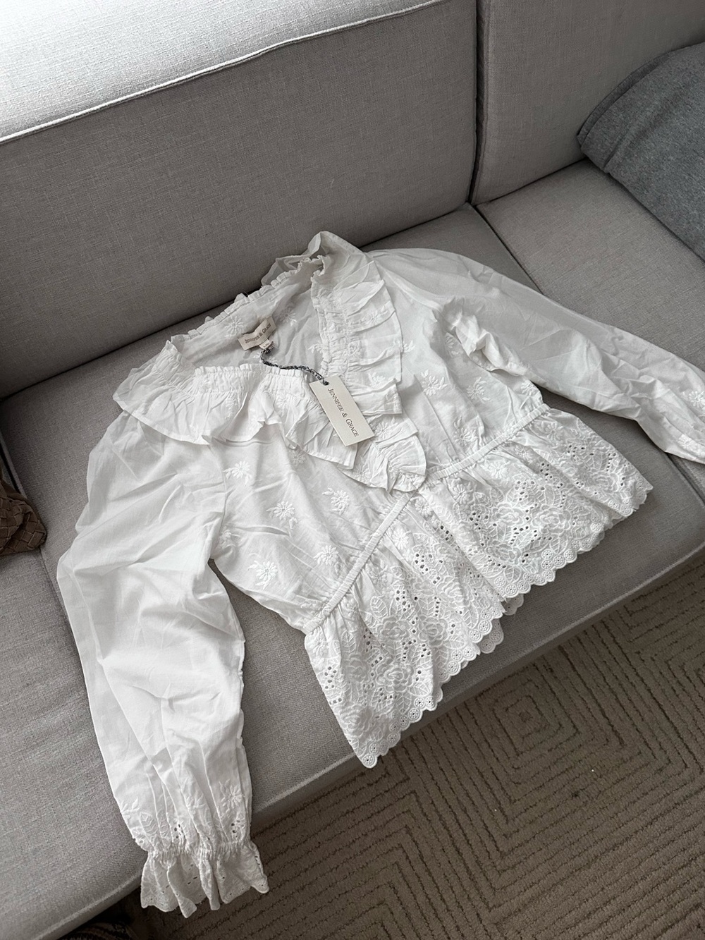 Jennifer and grace collar eyelid ruffle peasant blouse